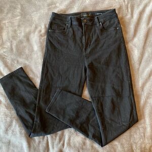 Kendall and Kylie black “the kontour high-rise” jeans